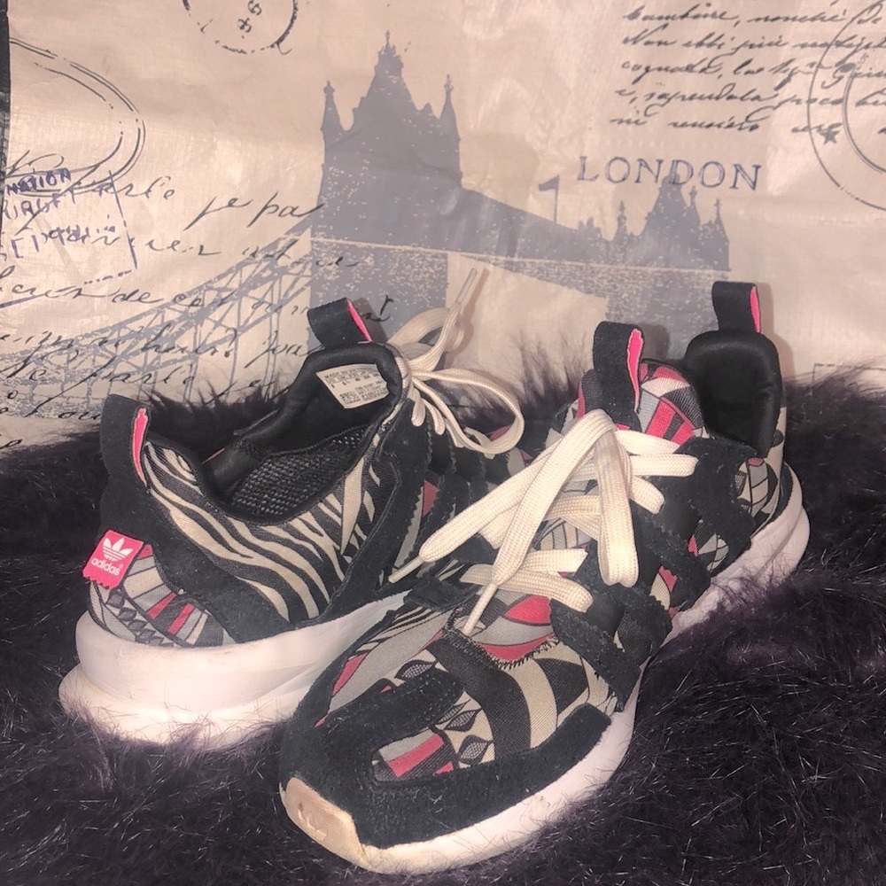 ✨Adidas SL Loop